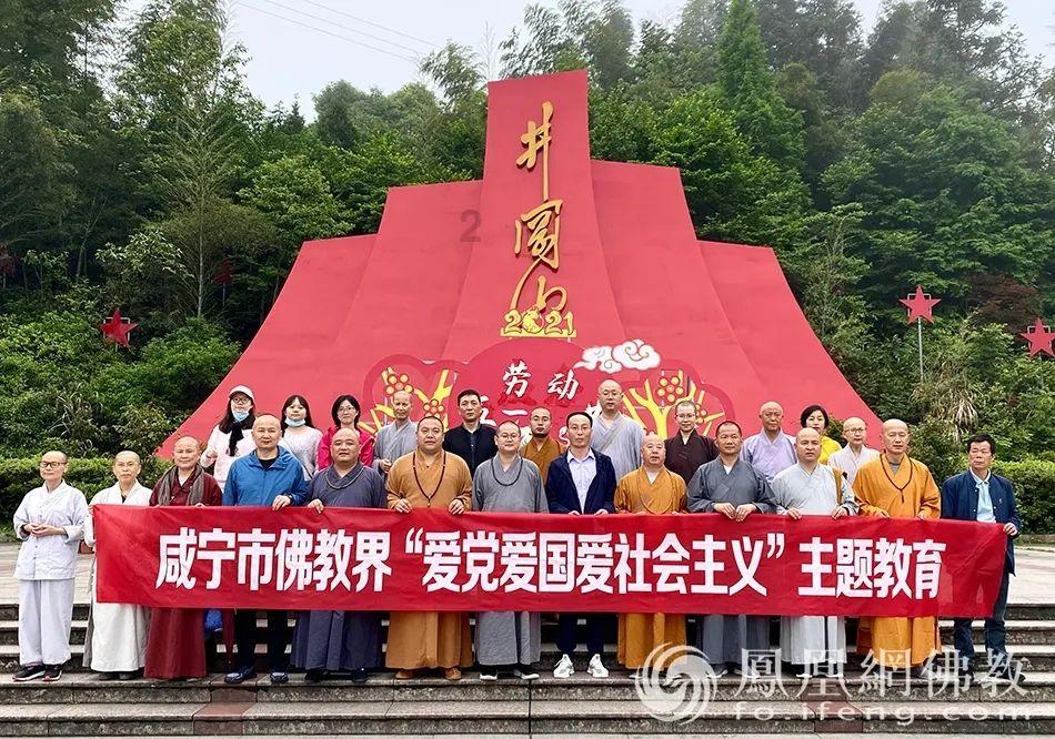 美女花2.9万元买只瓷碗,专家自信滴水鉴定说:我不敢估价!